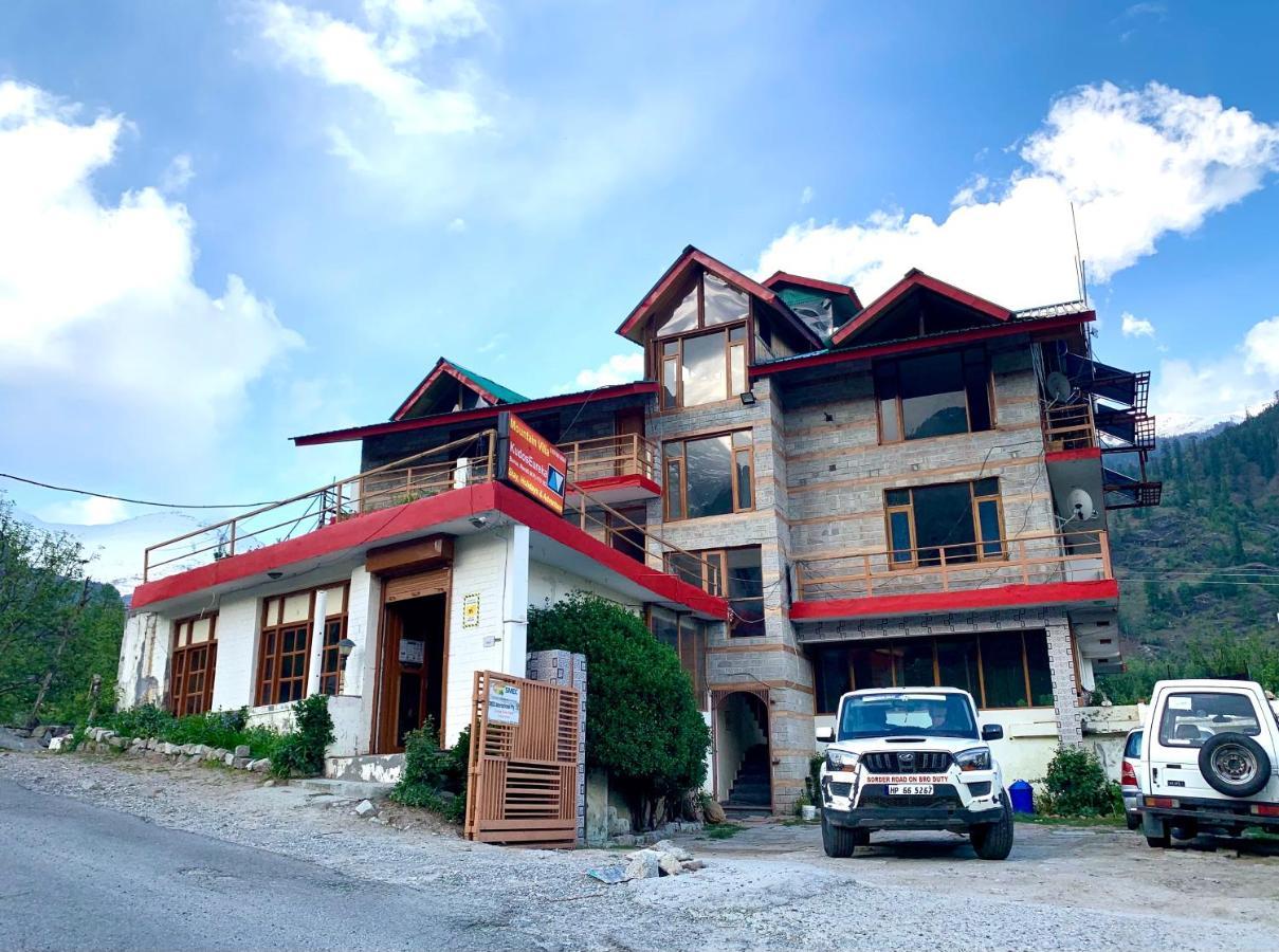 Kudos Eureka Stays Manali  Luaran gambar